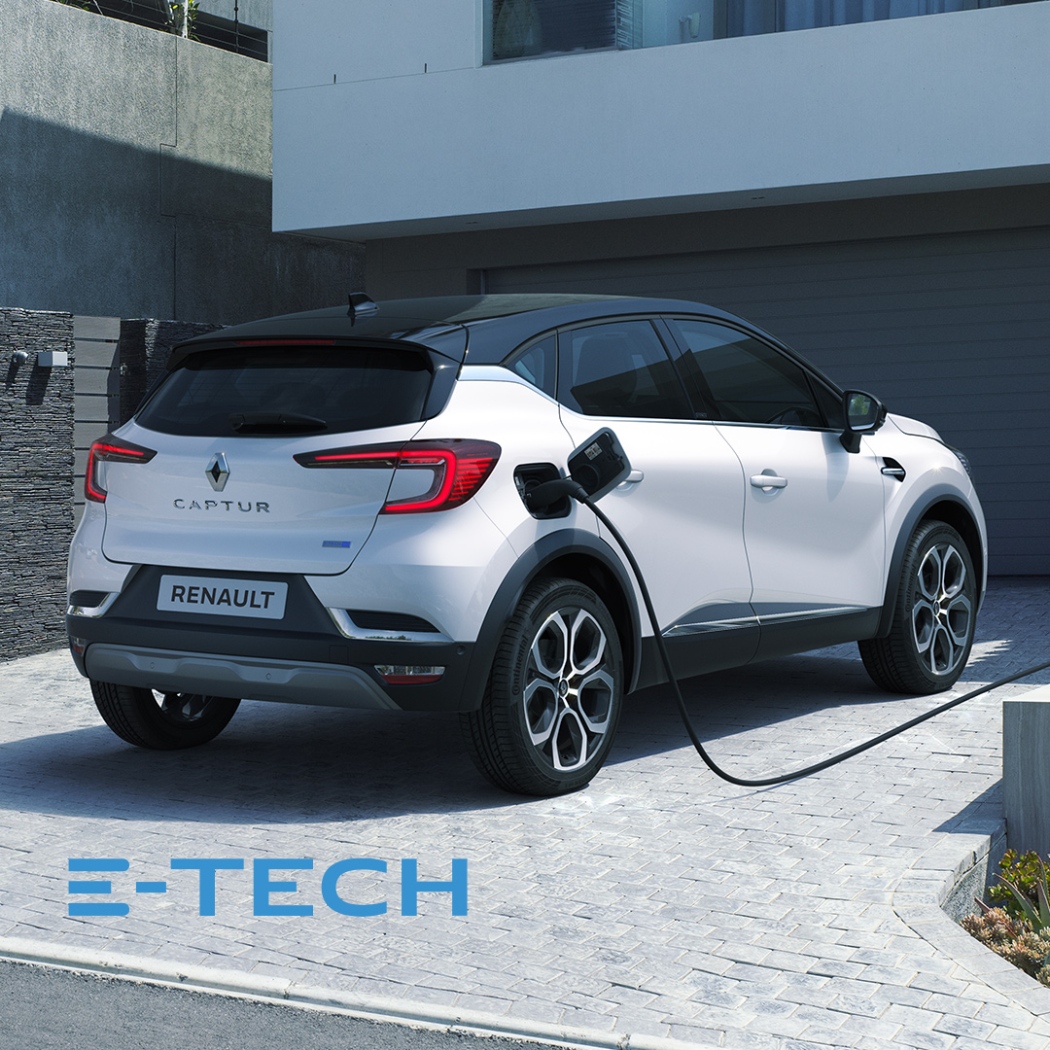 2132 Captur week15-16_Carousel_1080_1080_5