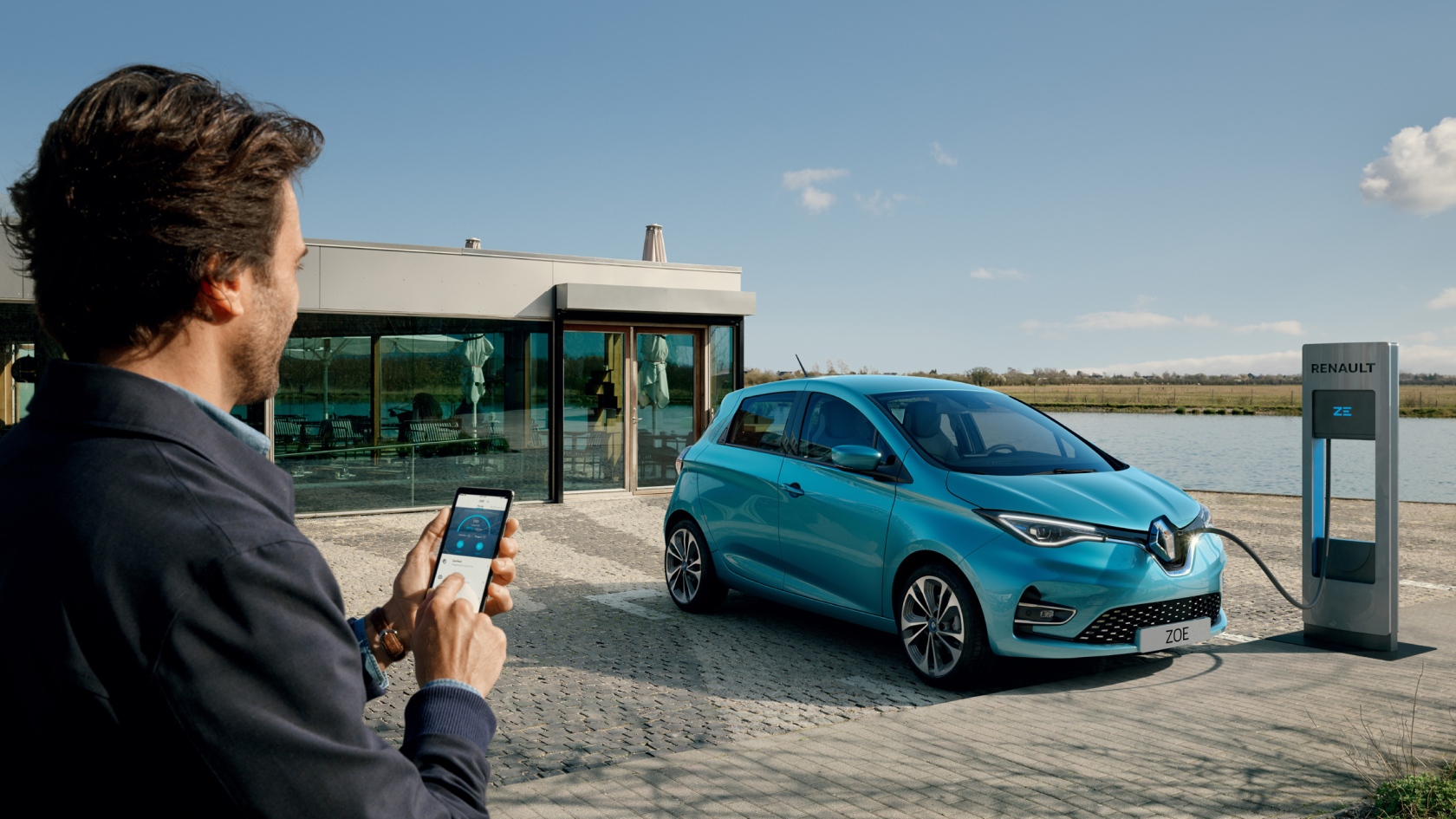 renault-zoe-neo-exterior-lifestyle-003_5
